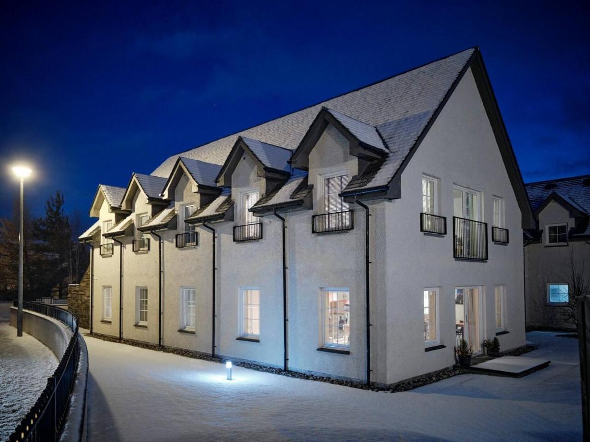 The Steadings, Aviemore Luxury 5 Star Rated 3 Bed With Home Cinema Garden And Parking Екстериор снимка