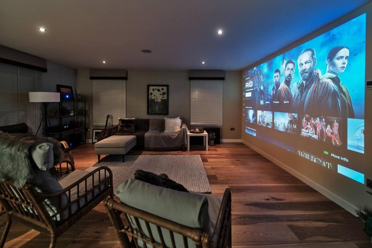 The Steadings, Aviemore Luxury 5 Star Rated 3 Bed With Home Cinema Garden And Parking Екстериор снимка