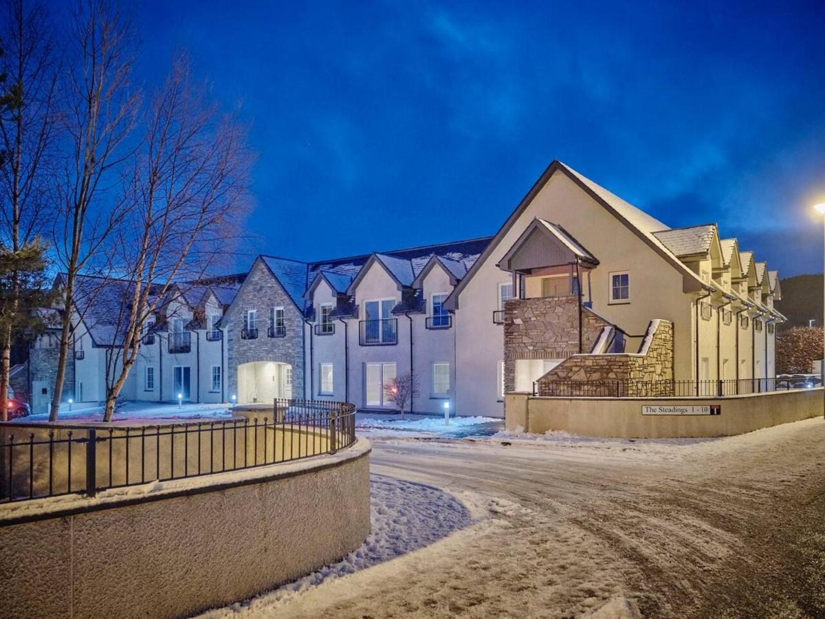 The Steadings, Aviemore Luxury 5 Star Rated 3 Bed With Home Cinema Garden And Parking Екстериор снимка